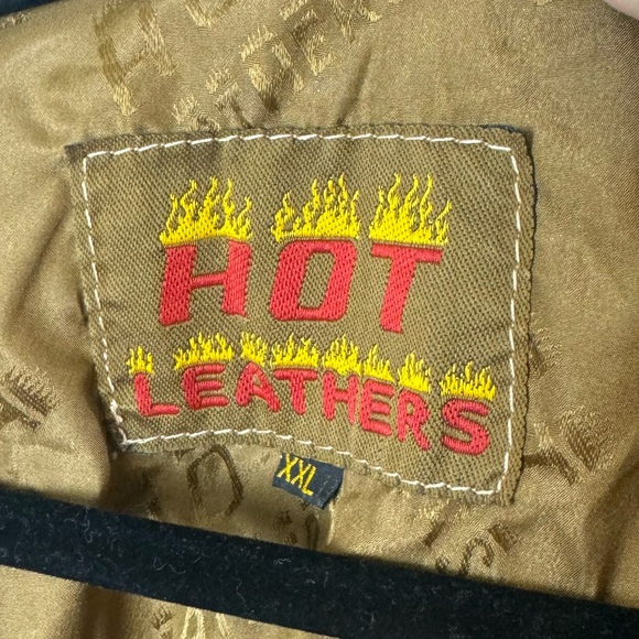 Hot Leathers Button Vest - Picture 6 of 6